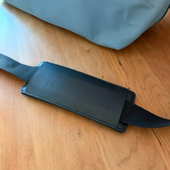 Away Everywhere Bag - Priced to sell! - Picture 4 of 8